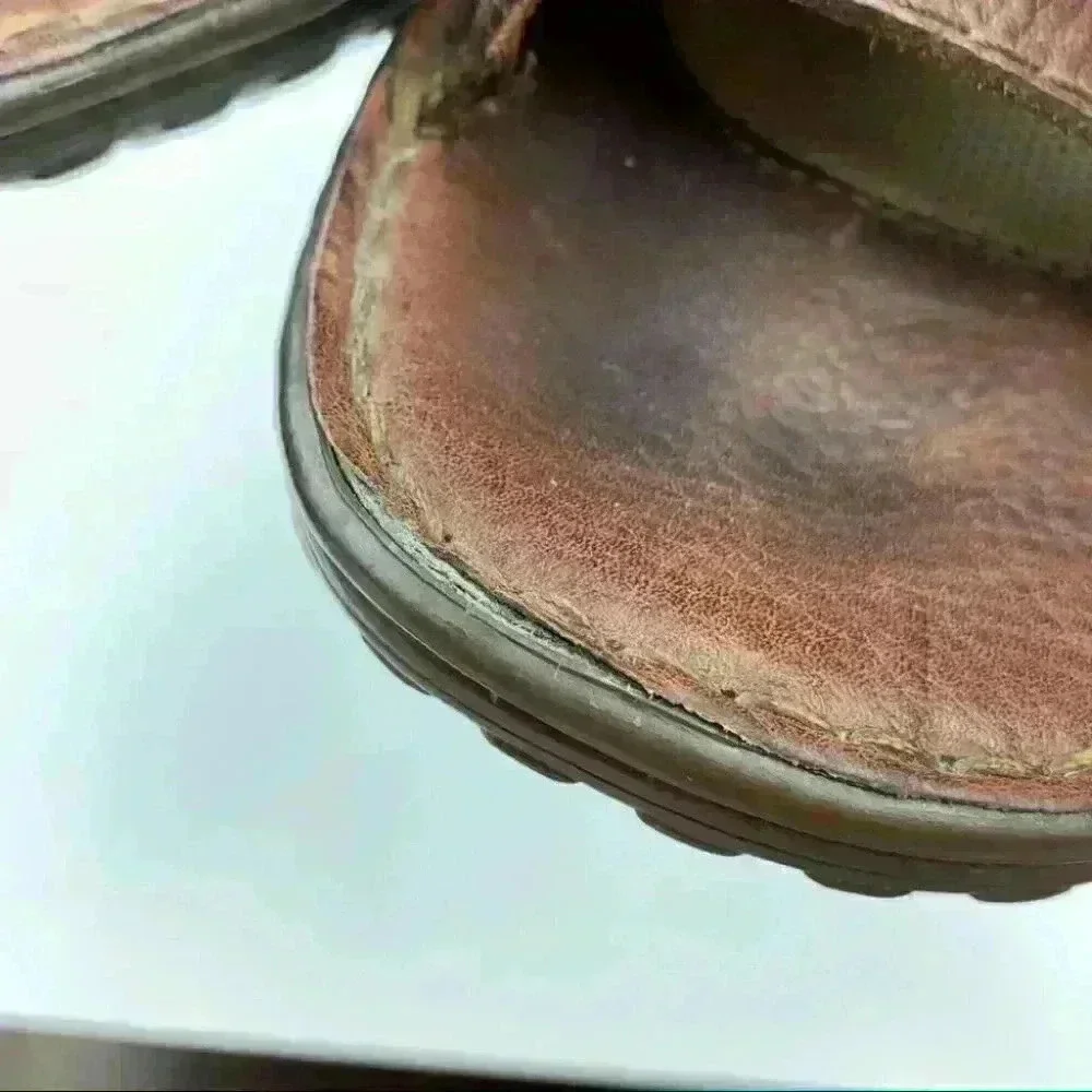 Born mens sandals sz 9 50 brown leather slip on